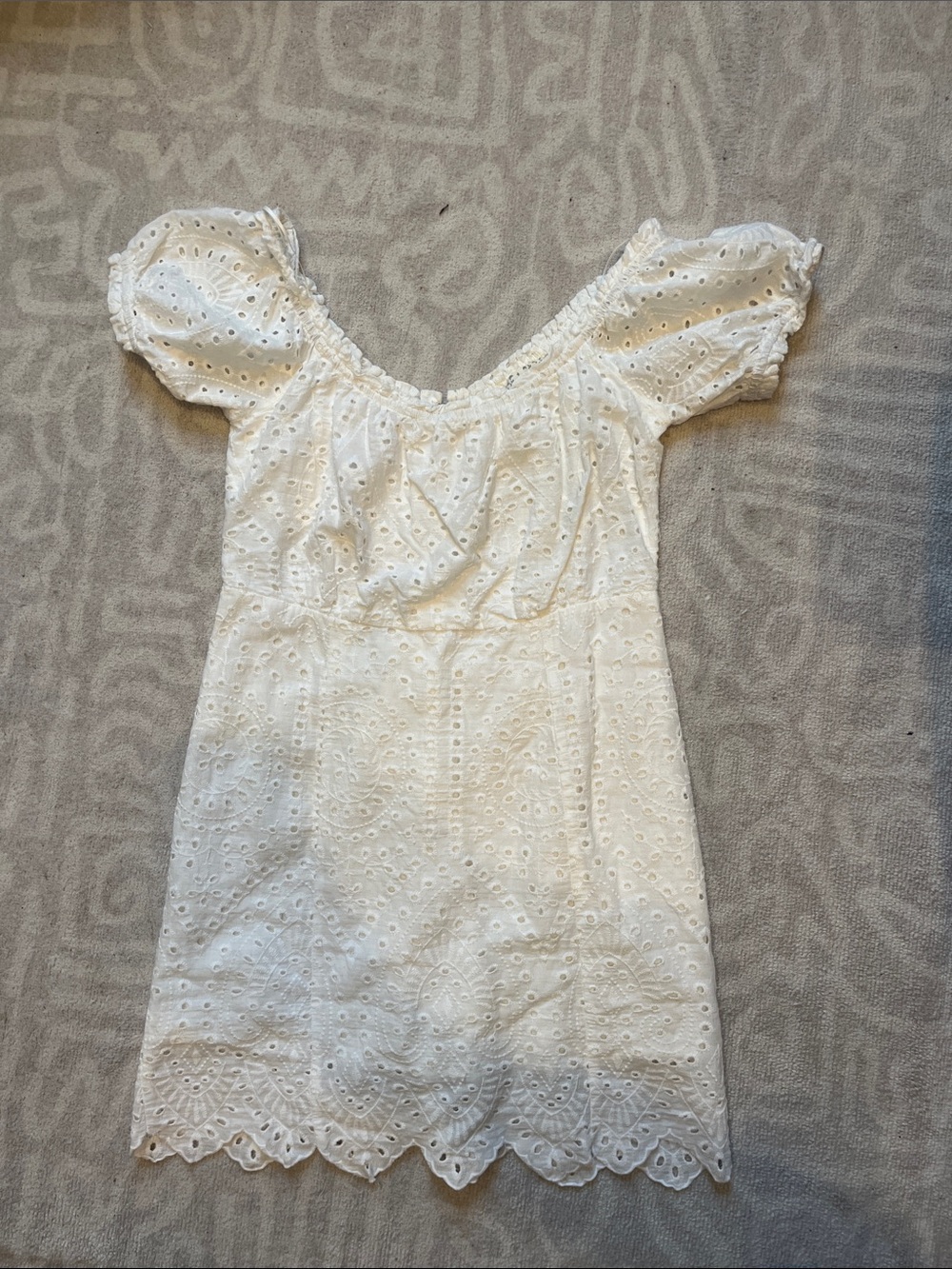 Girls White Eyelet Puff Sleeve Summer Dress